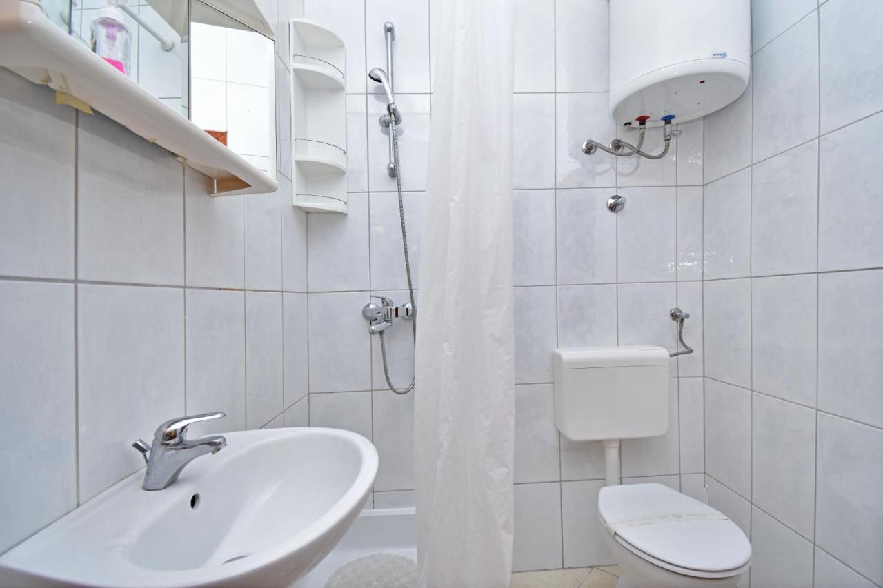 Jordan Apartments Tučepi Buitenkant foto